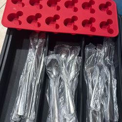 Free Ice Tray, Utensils And Tray.