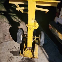 Diesel Trailer Stand