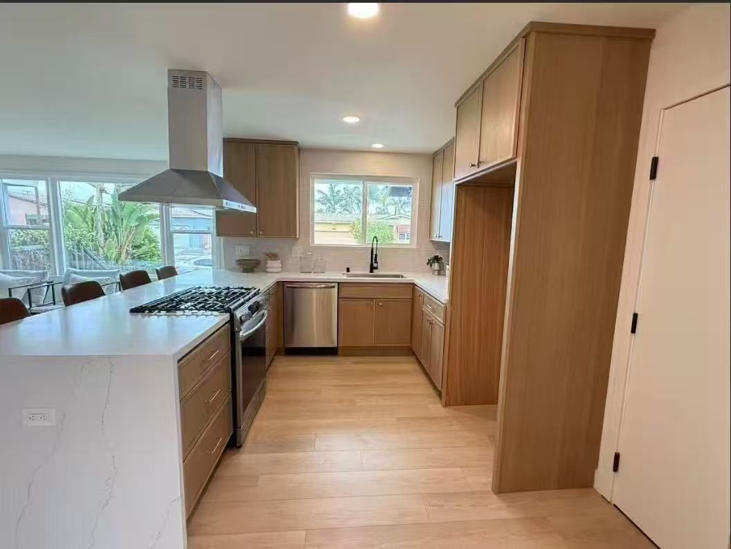 White Oak Slim Shaker