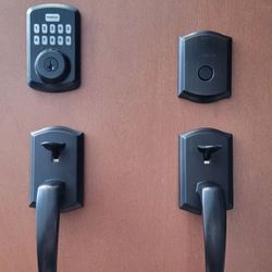 Kwikset Prescott double door Handleset