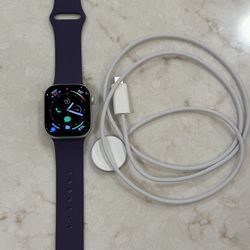 Apple Watch Series 11 42mm GPS Silver Aluminum Like New