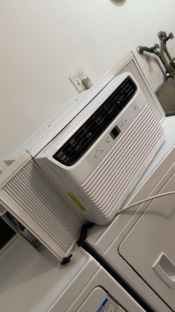 Ac unit 6000 Btu works great like new