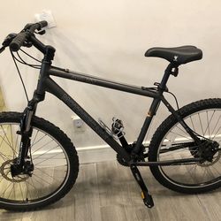 Motobecane Mountain Bike Disc Brake Tuned Ready/Ride Trail Leisure Fun