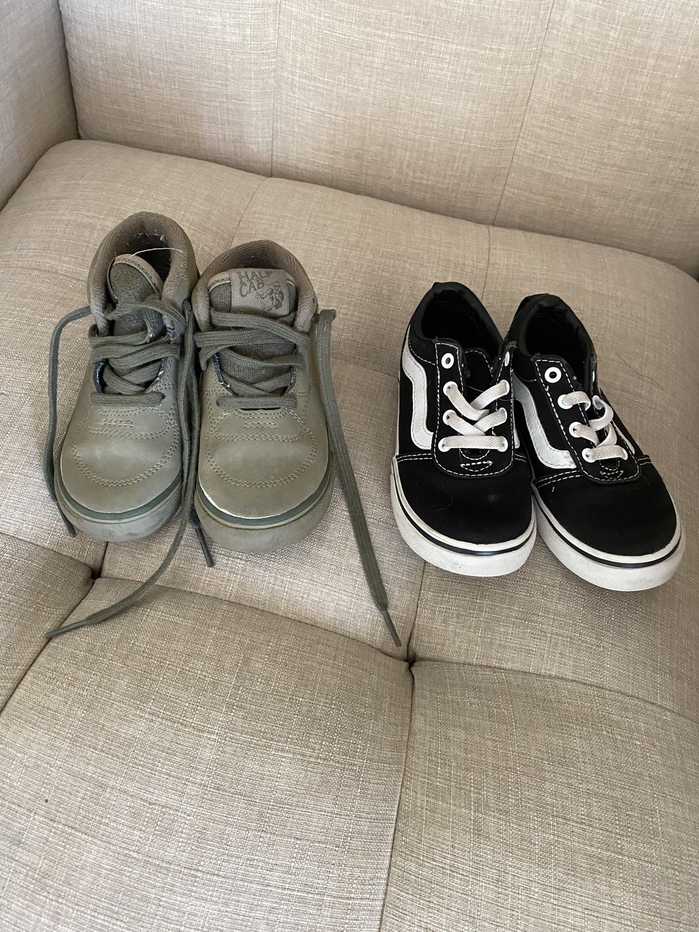 Boys Vans Size 8