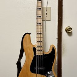 Fender Squire Jazz Bass 70’s Vibe