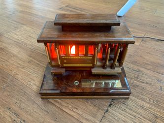 Decorative cable car light