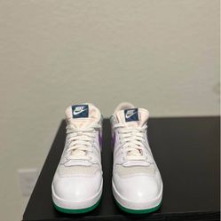 NIKE MAC ATTACK SIZE 9.5