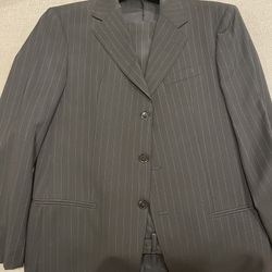 Men’s designer suite Armani - black pinstripe 40r