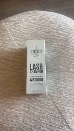 Lash extension cleanser