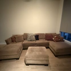 FREE COUCH