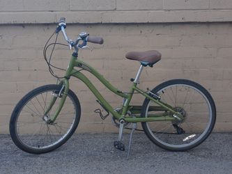 Schwinn Sierra Speed Cafe Cruiser Commuter Comfort Bicycle Bike