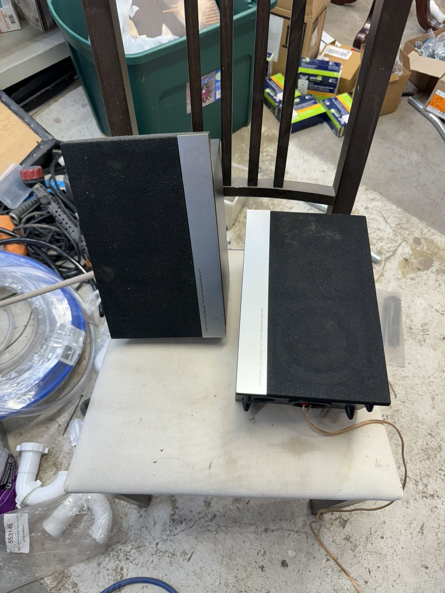 Onkyo D-N1 Bookshelf Speakers