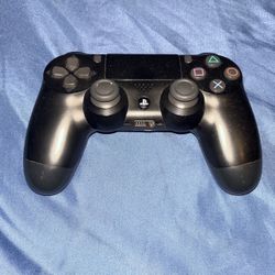 PS4 Controller