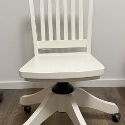 Pottery Barn Kids Desk Chair 