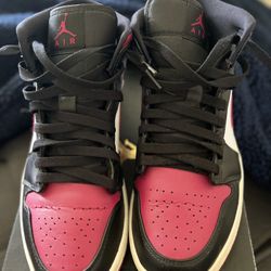 Air Jordan 1 Mid 8.5