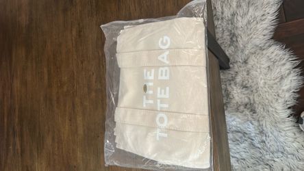 New THE TOTE BAG : $25