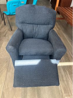 Navy Magnolia Furniture Child’s Recliner