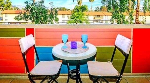 Bistro Table and 2 Chairs
