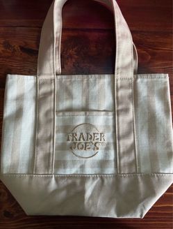 trader joe’s bag