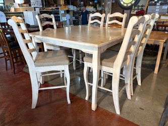 Tall Blonde Knotty 6-Seater Dining Set