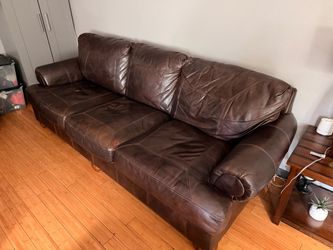3 piece leather sofá set with table