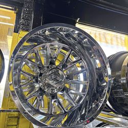 American Warrior Dually Chrome Wheels 20” 🔥