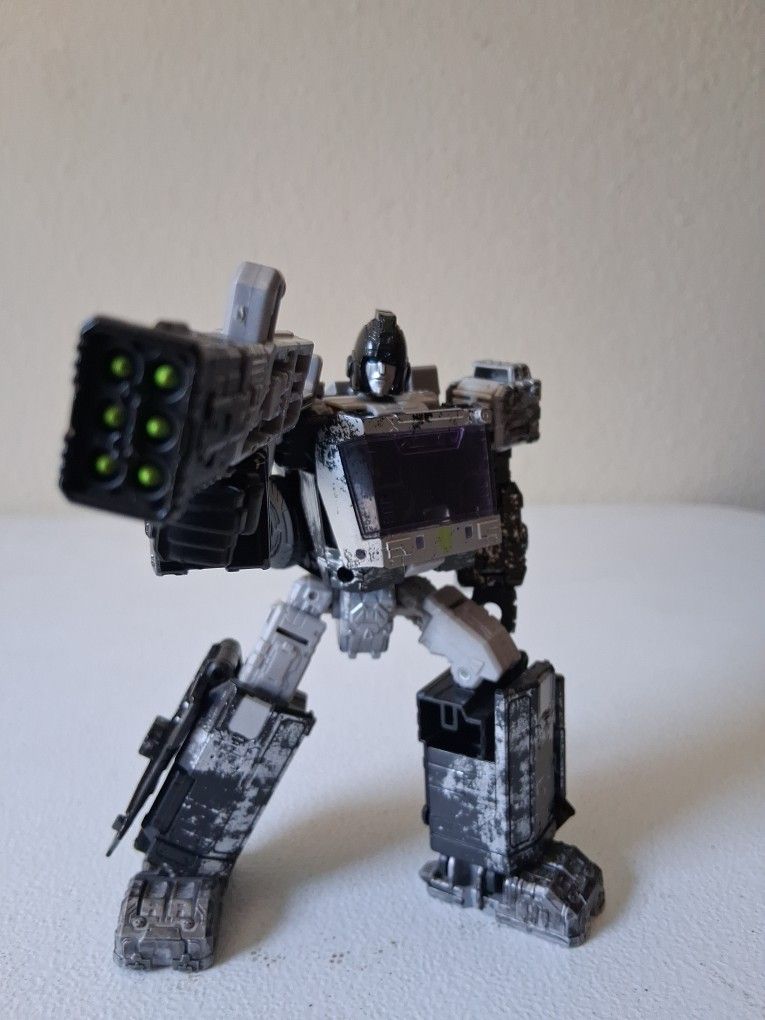 Transformers Quinteson Drone 