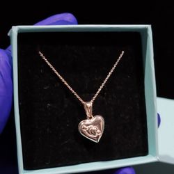 925 Sterling Silver Triple Heart with chain