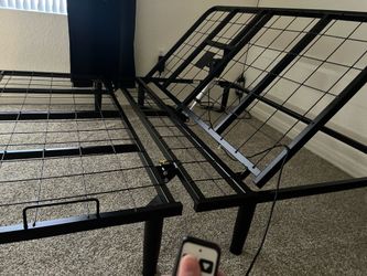 Adjustable Queen size mattress bed frame