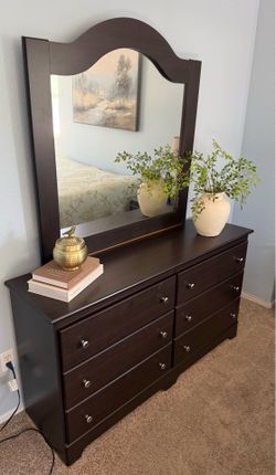 Bedroom Dresser w/ Mirror