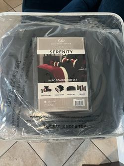 Queen  Comforter Set