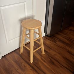 Solid wood bar stool