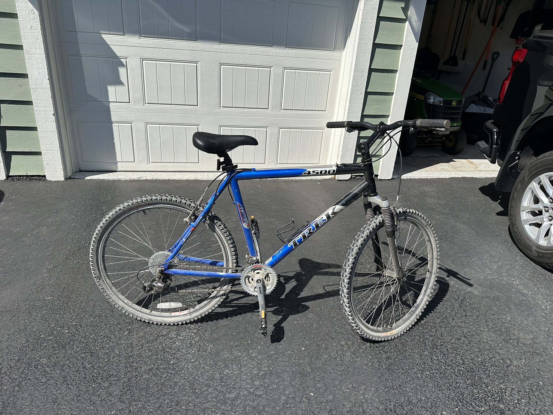 Trek Mountain Bike 24 Speed