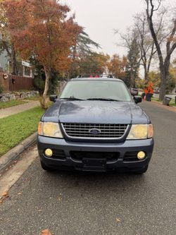 2004 Ford Explorer
