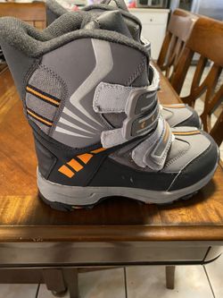 Totes Snow Boots