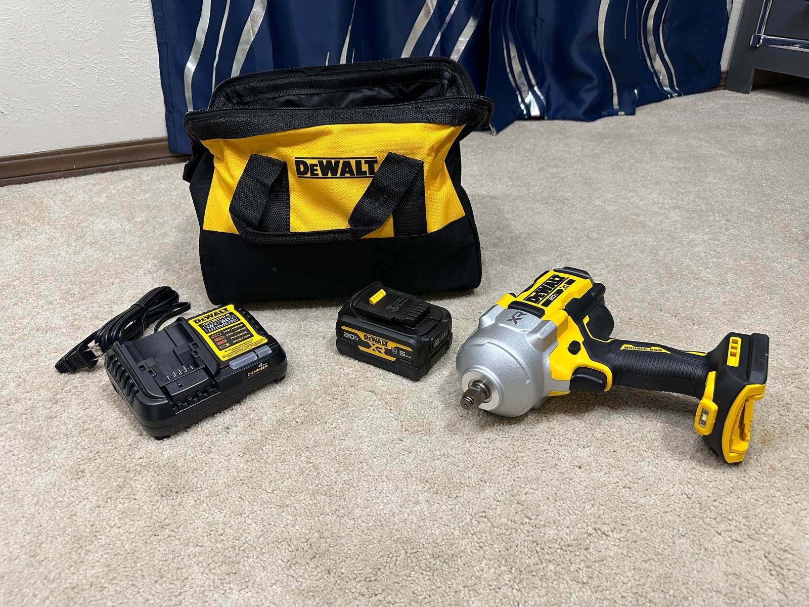 Dewalt
