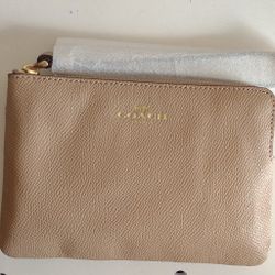 NWT Coach Wristlet Taupe & Gold