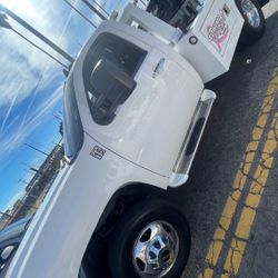 2012 GMC Sierra 3500 Tow Truck
