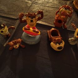 80' S Tasmanian Devil Toys