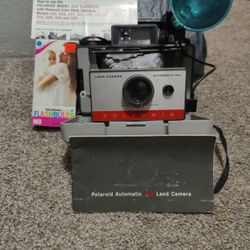 Vintage Polaroid Camera, Polaroid Flashgun and Carrying Case
