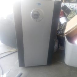 Wynter Portable Air Conditioner $150obo Blows Nice And Cold