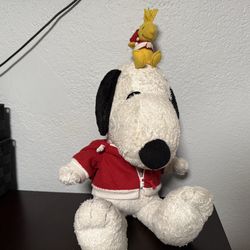 Snoopy plushie