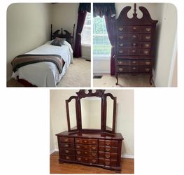 Beautiful Vaughan Bassett solid cherry bedroom set