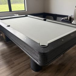 Pool Table - Brunswick Brooklyn