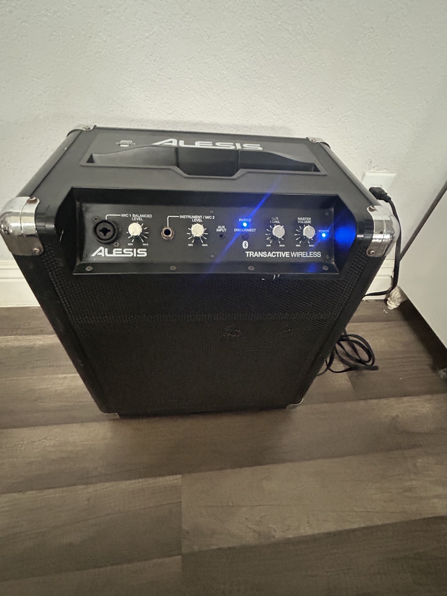 ALESIS BLUETOOTH SPEAKER 