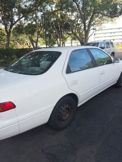 1999 Toyota Camry