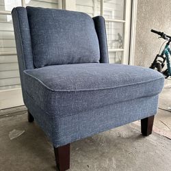 Lounge Chair  - 2 Chairs 