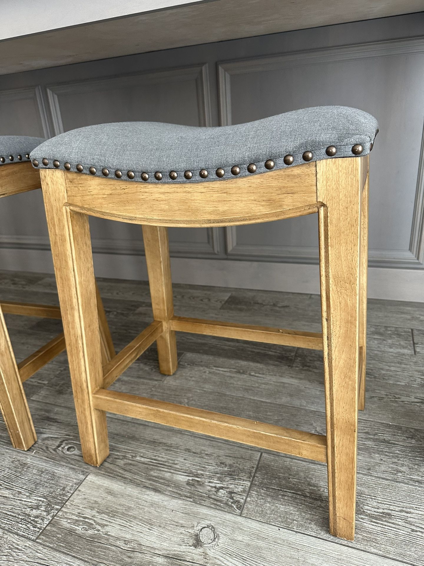 Like New Counter Height Stool