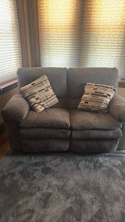 Sofá and loveseat