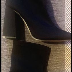 Women’s Pointy Toe Booties -Size 37 ( NWT)  Size 6 